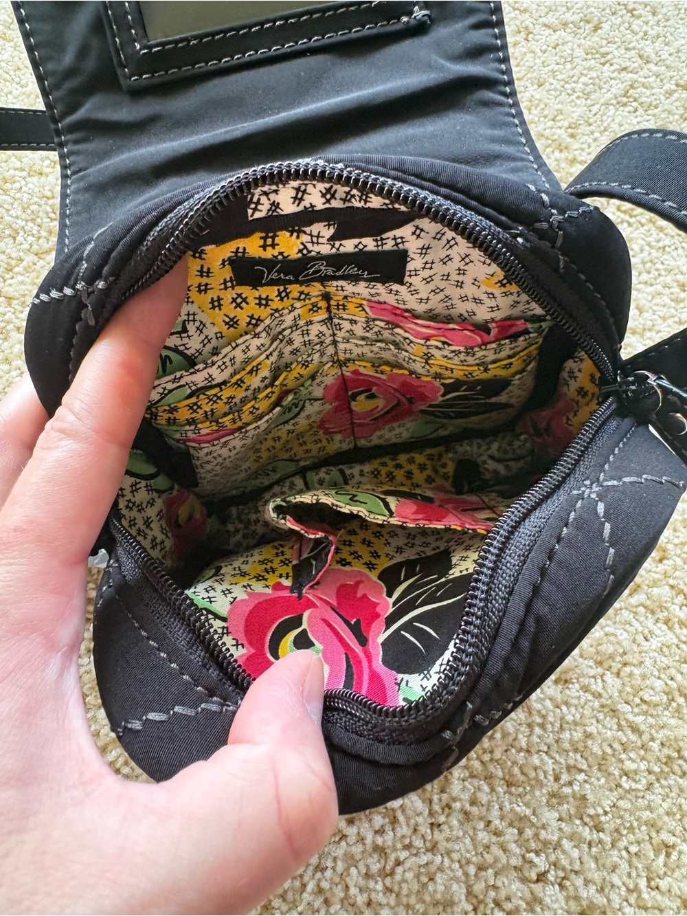 Vera Bradley Lili Hipster Crossbody Bag Black Microfiber Quilted NWT - Picture 7 of 10